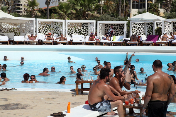 Riviera on Sunday 